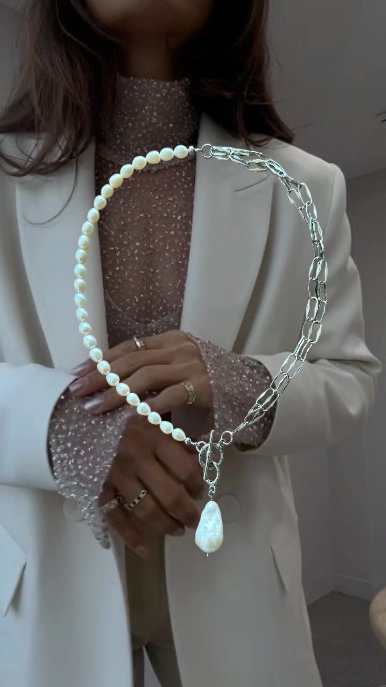 Baroque Pearl necklace