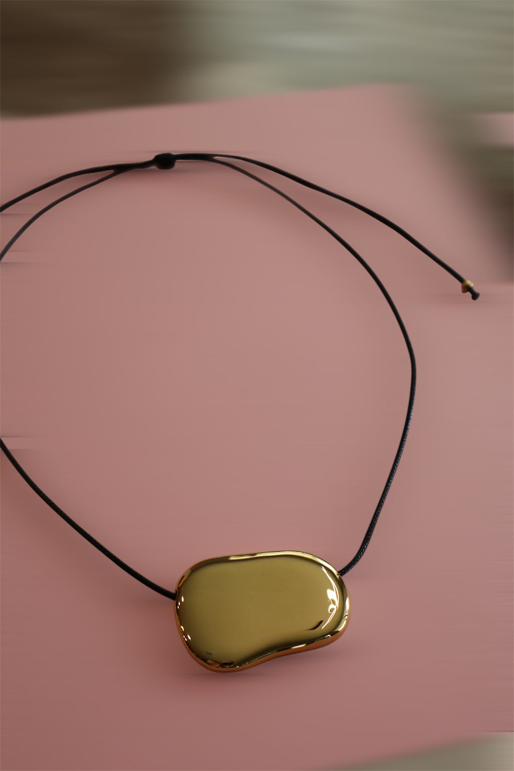 NOVA BEAN necklace