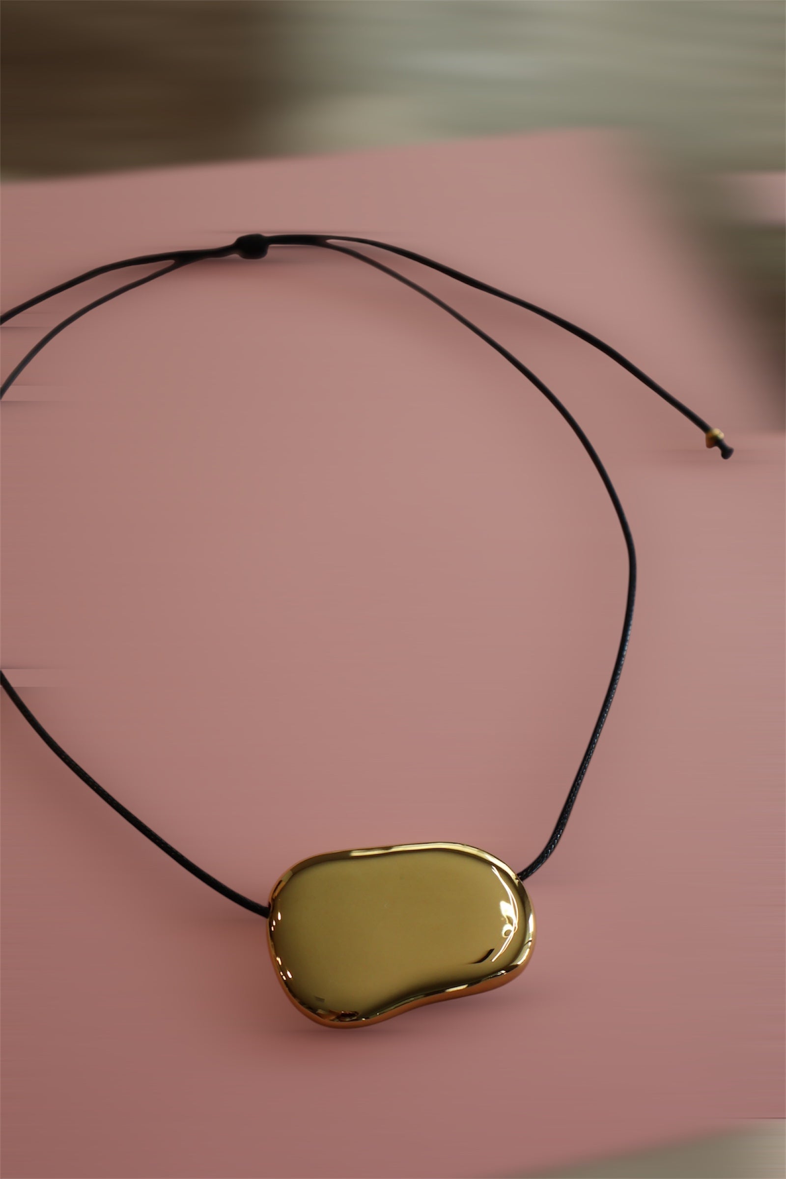 NOVA BEAN necklace